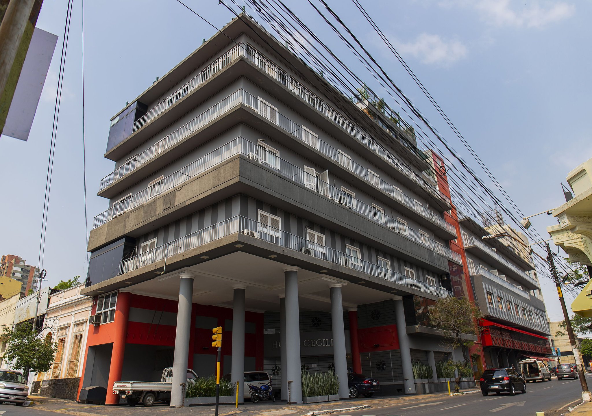 Cecilia Hotel