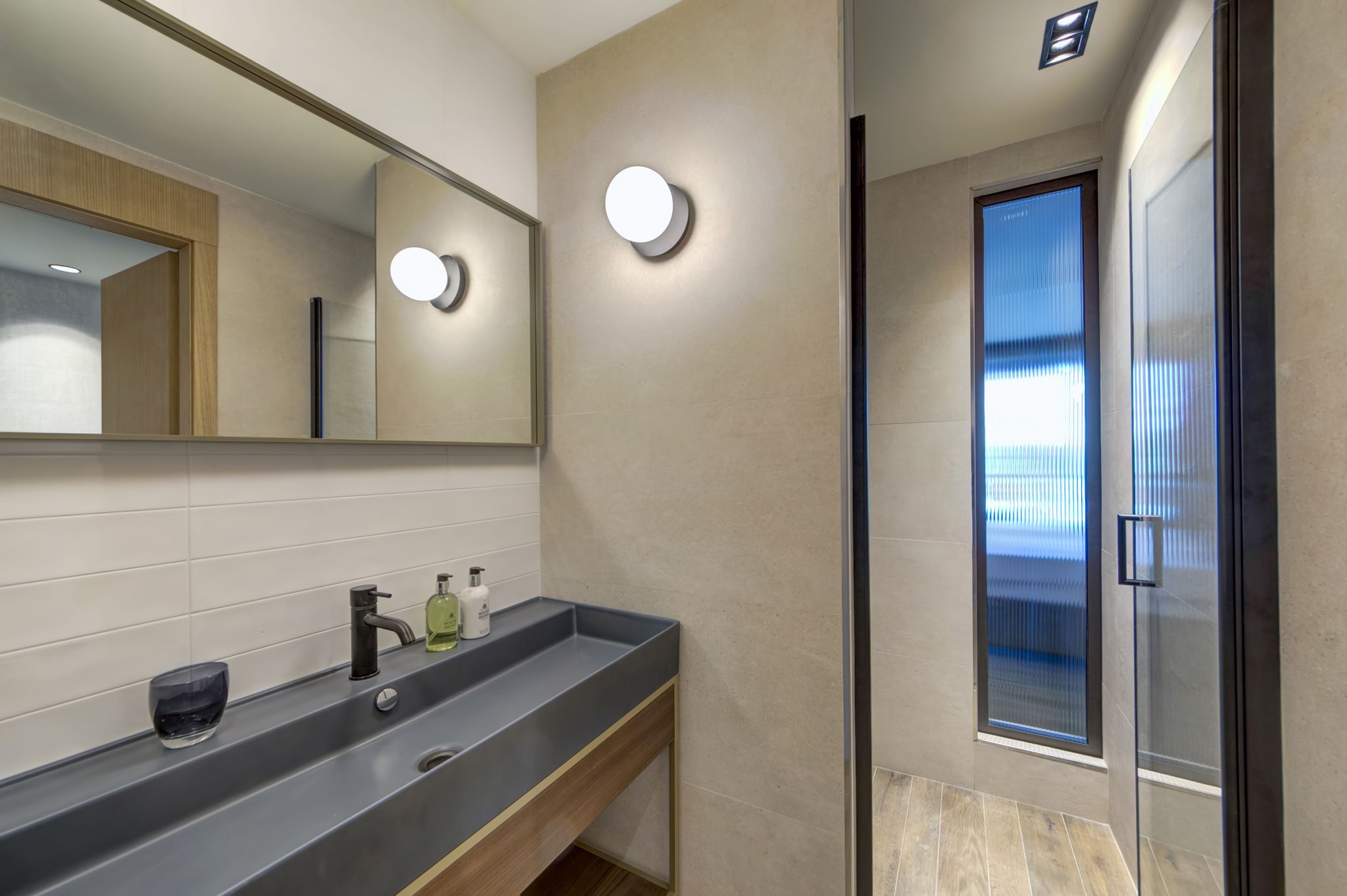 Land's End Boutique Hotel