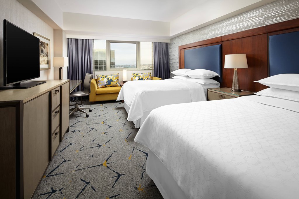 Sheraton Gateway Los Angeles Hotel - Tap to explore photos