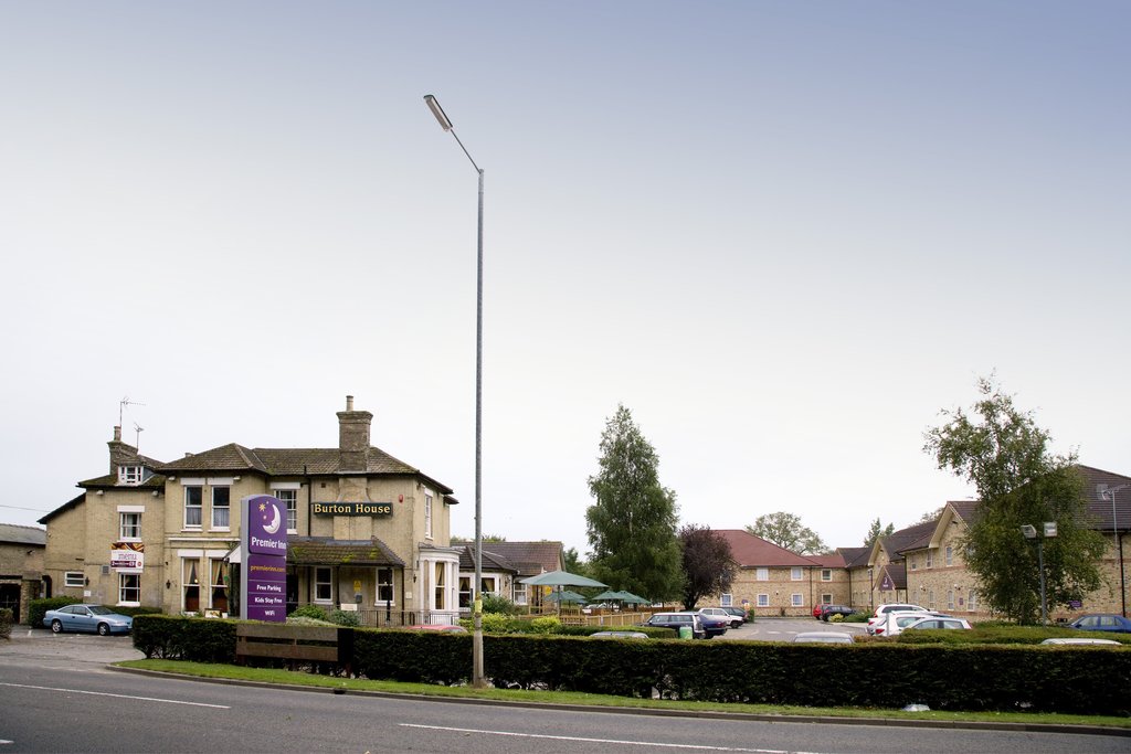 Premier Inn Boston - Tap to explore photos