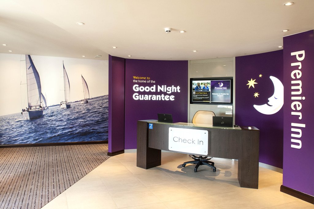 Premier Inn Gosport - Tap to explore photos