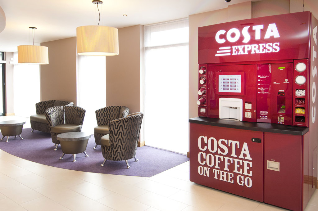 Premier Inn High Wycombe Central - Tap to explore photos