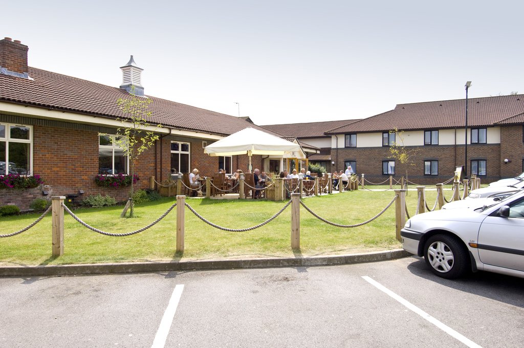 Premier Inn Oxford South (Didcot) - Tap to explore photos