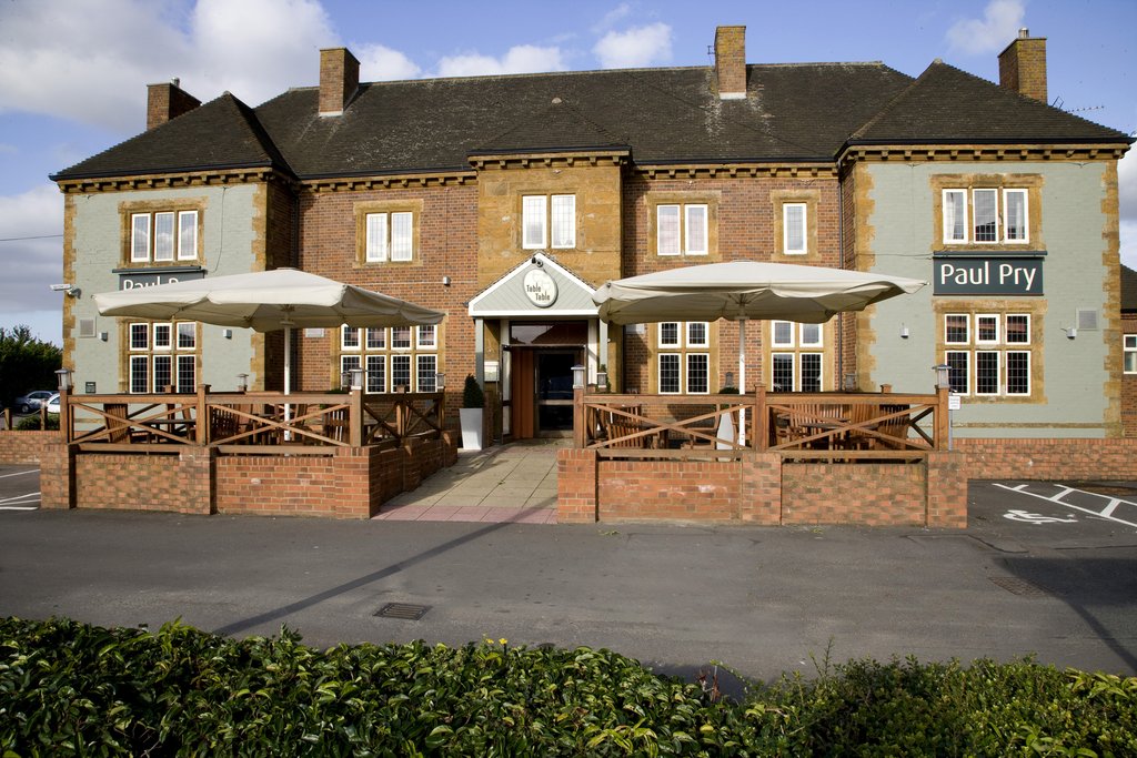 Premier Inn Peterborough North - Tap to explore photos