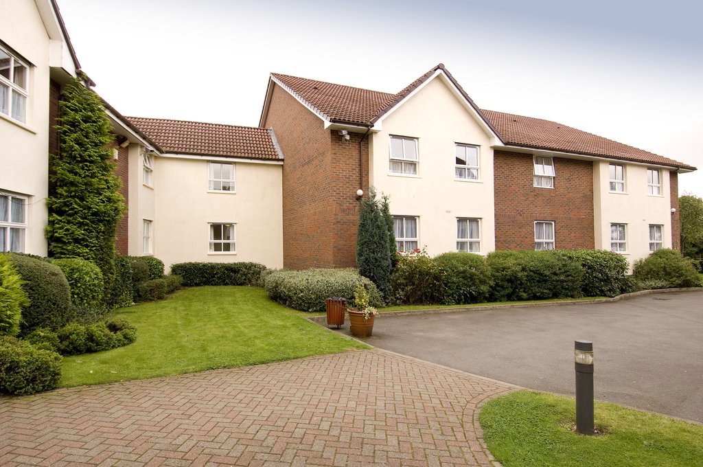 Premier Inn Tamworth Central - Tap to explore photos
