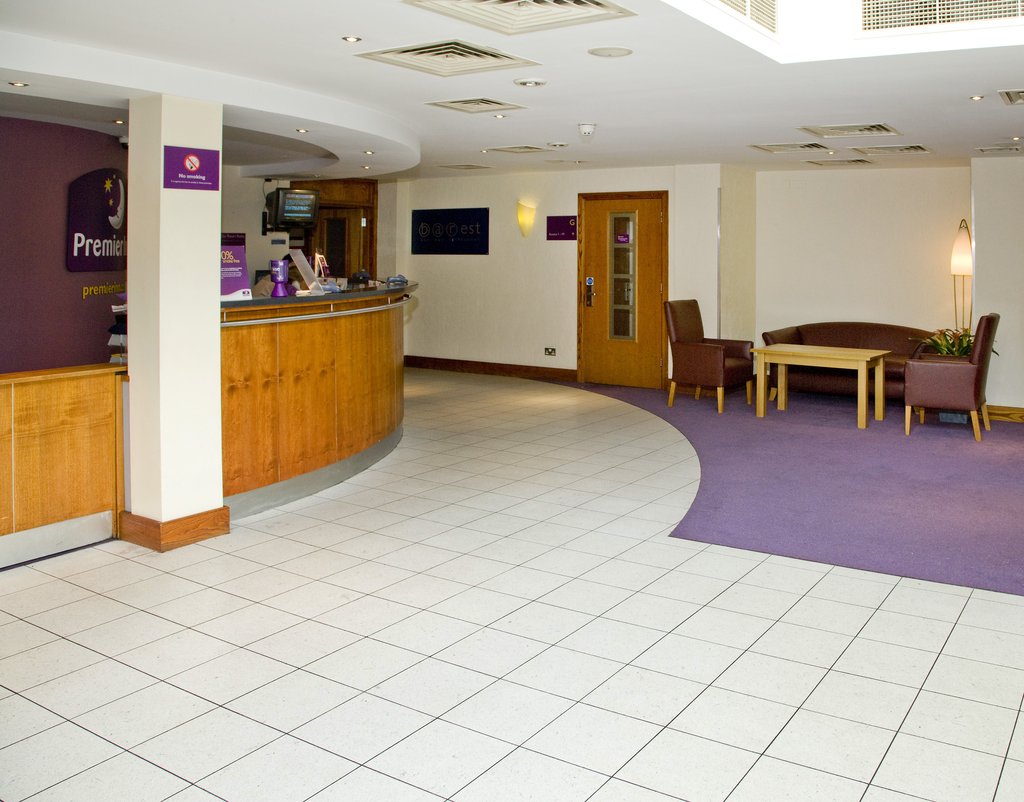 Premier Inn Watford Central - Tap to explore photos