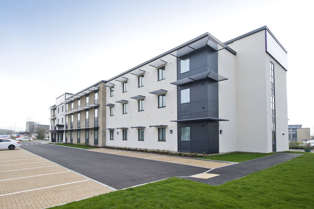 Premier Inn Wells (Somerset) - Tap to explore photos