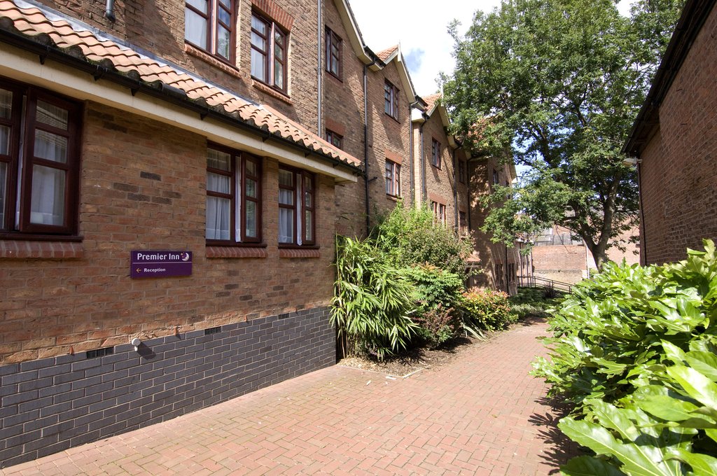 Premier Inn York City (Blossom St North) - Tap to explore photos