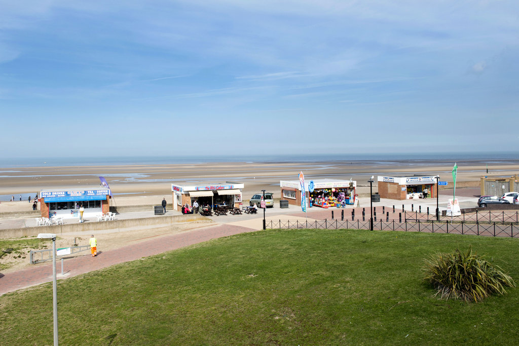 Premier Inn Rhyl Seafront - Tap to explore photos
