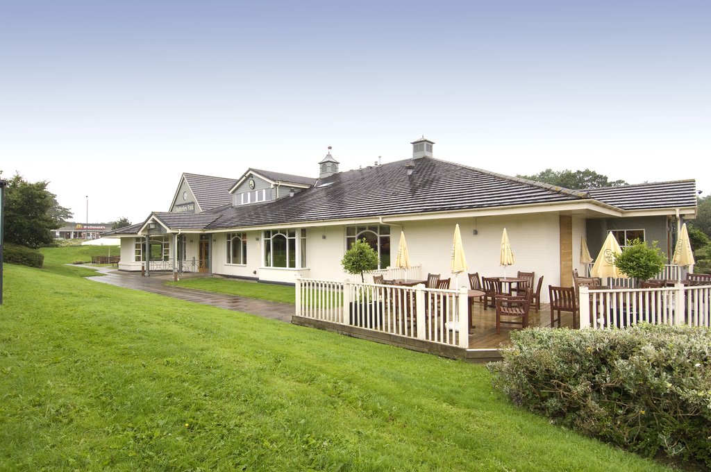 Premier Inn Ripley - Tap to explore photos
