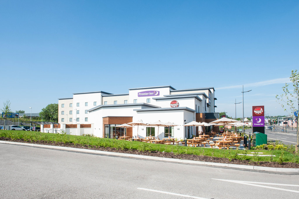 Premier Inn Stoke-On-Trent (Hanley) - Tap to explore photos