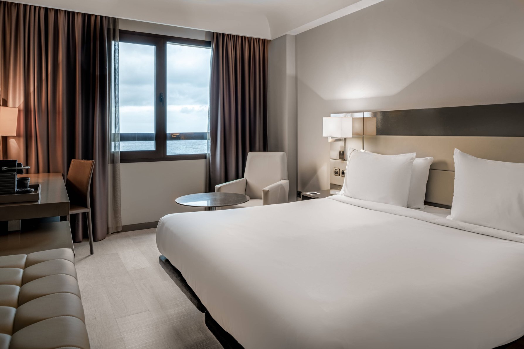 AC Hotel Iberia Las Palmas by Marriott - Tap to explore photos