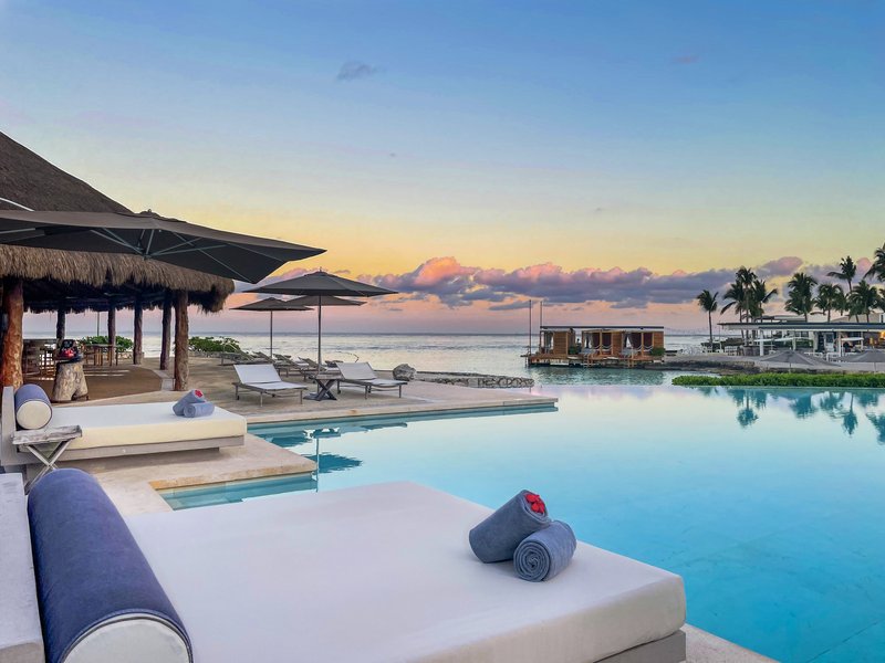 DoubleTree by Hilton Ottawa Downtown DoubleTree by Hilton Ottawa Downtown