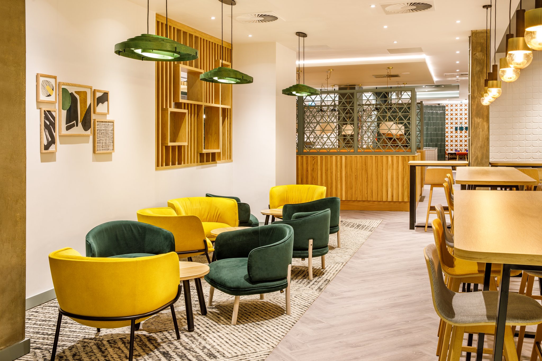 Holiday Inn Manchester Airport by IHG