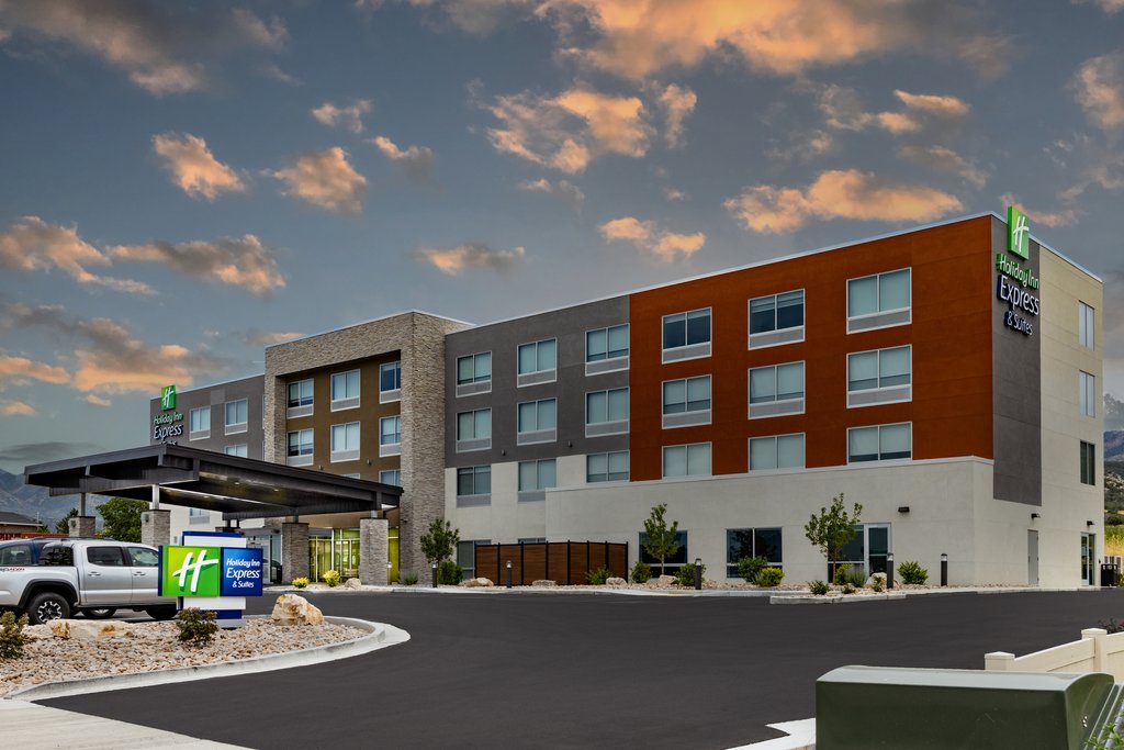 Holiday Inn Express & Suites Nephi by IHG - Tap to explore photos