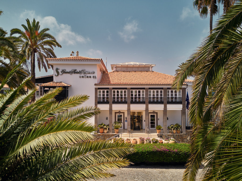 Seaside Grand Hotel Residencia
