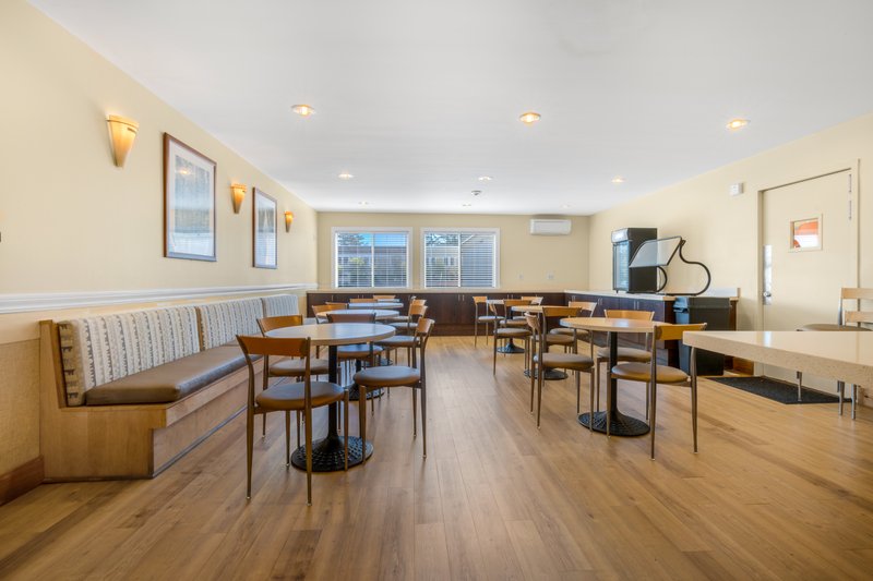 Howard Johnson Inn North Bay Howard Johnson Inn North Bay