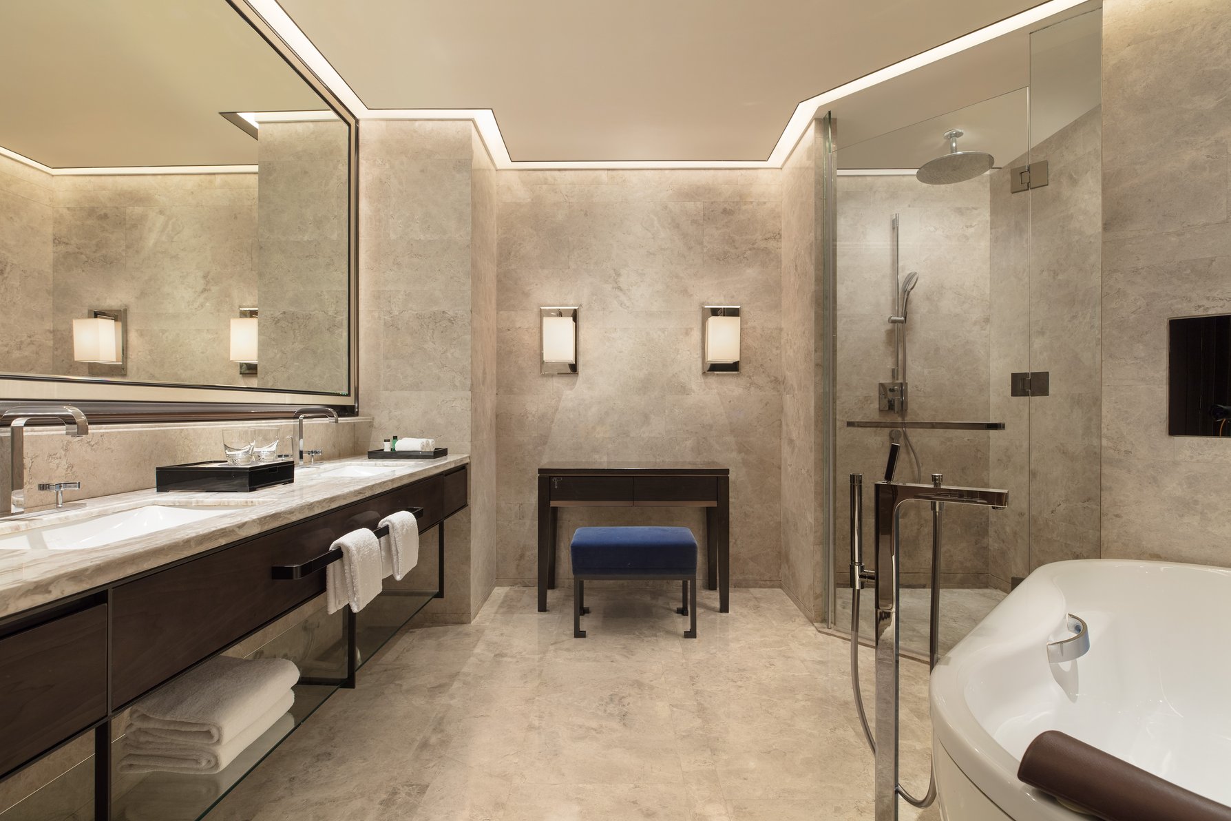 Sheraton Zhuhai Hotel - Tap to explore photos