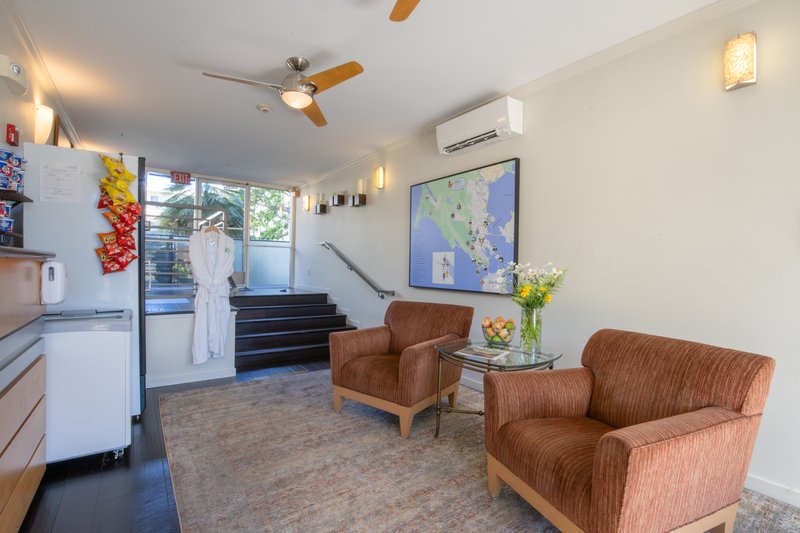 Howard Johnson Inn North Bay Howard Johnson Inn North Bay