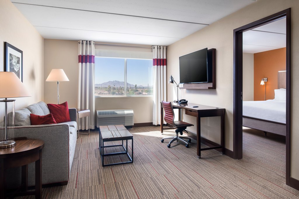 Four Points By Sheraton At Phoenix Mesa Gateway Airport - Tap to explore photos