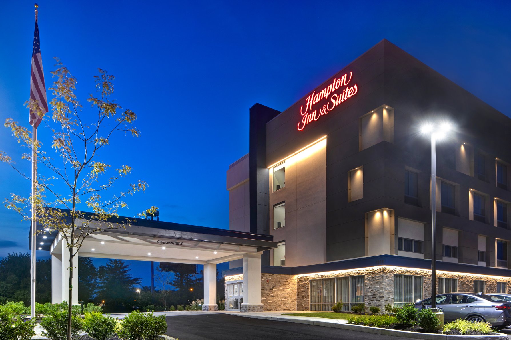 Hampton Inn & Suites by Hilton Deptford - Tap to explore photos