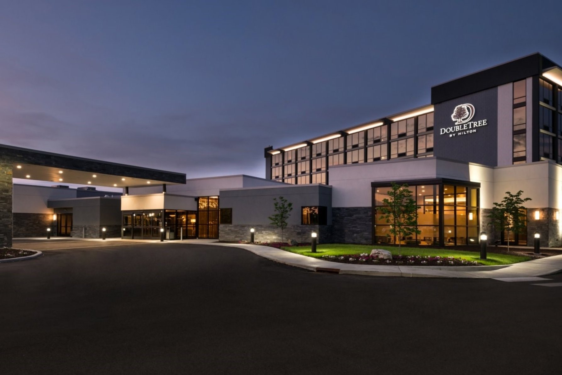 Doubletree by Hilton Lafayette East - Tap to explore photos