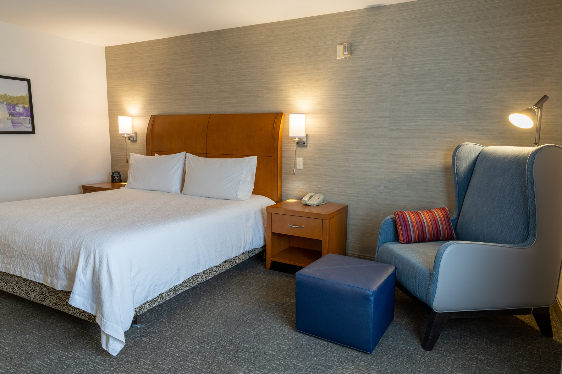 Hilton Garden Inn West des Moines - Tap to explore photos