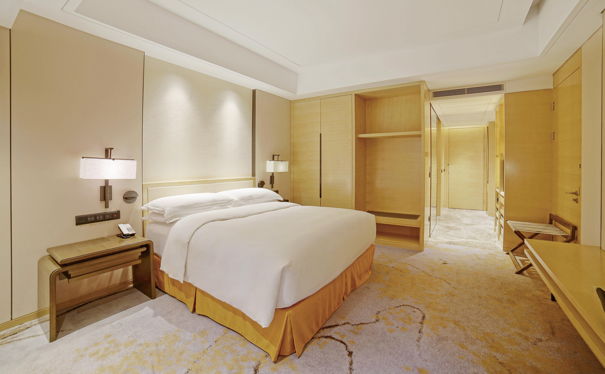Hilton Suzhou - Tap to explore photos