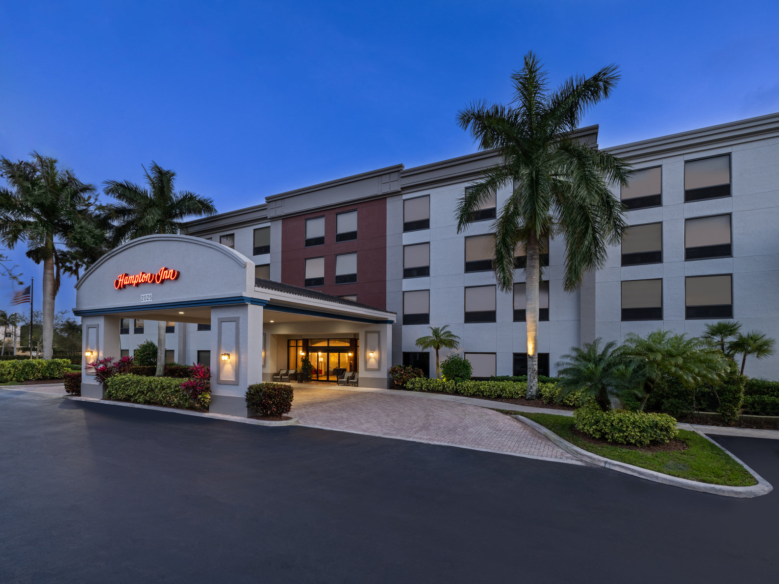 Hampton Inn West Palm Beach Florida Turnpike - Tap to explore photos