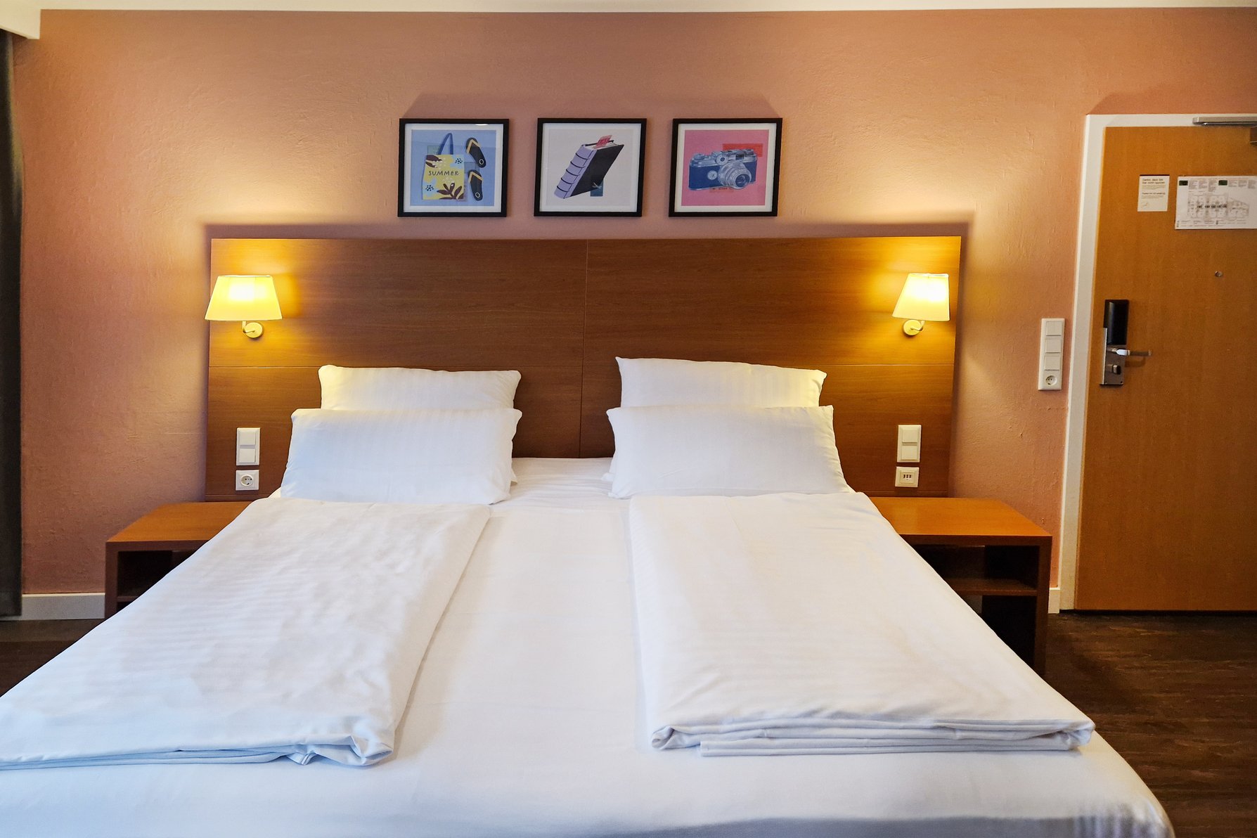 Garner Hotel STUTTGART CITY CENTRE by IHG - Tap to explore photos