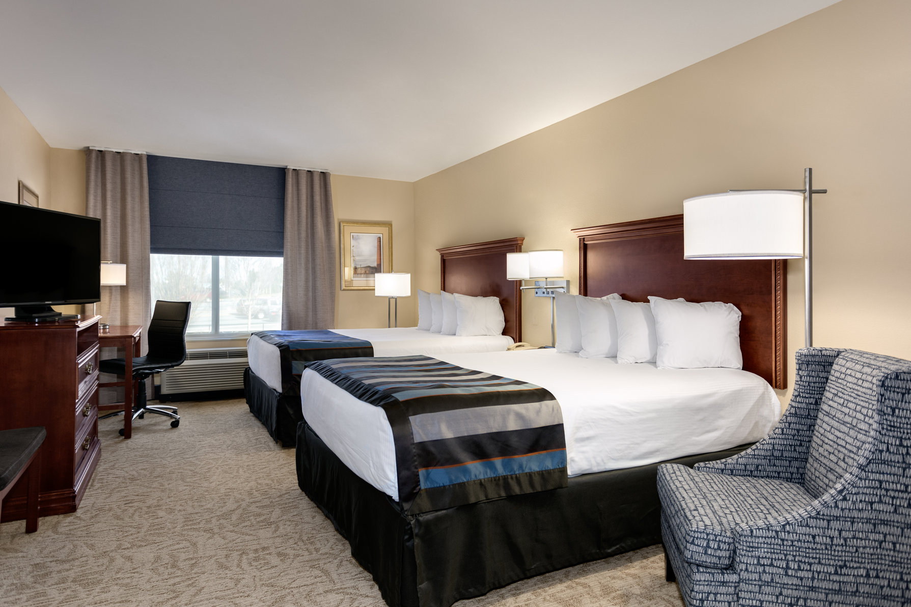 LEXINGTON EXPO HOTEL by IHG - Tap to explore photos