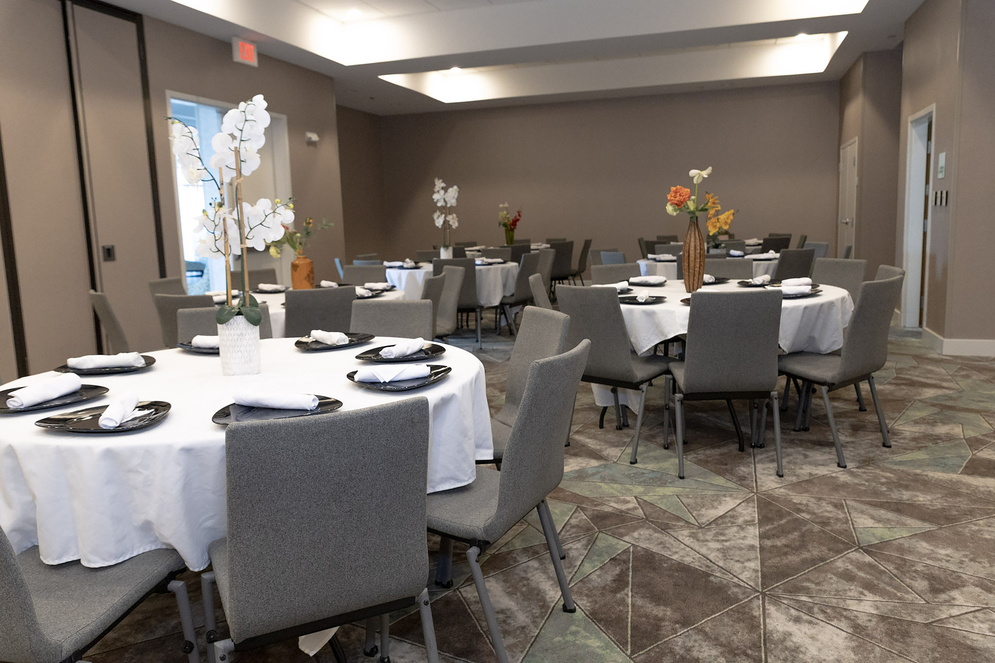 Onyx Suites Wolfchase