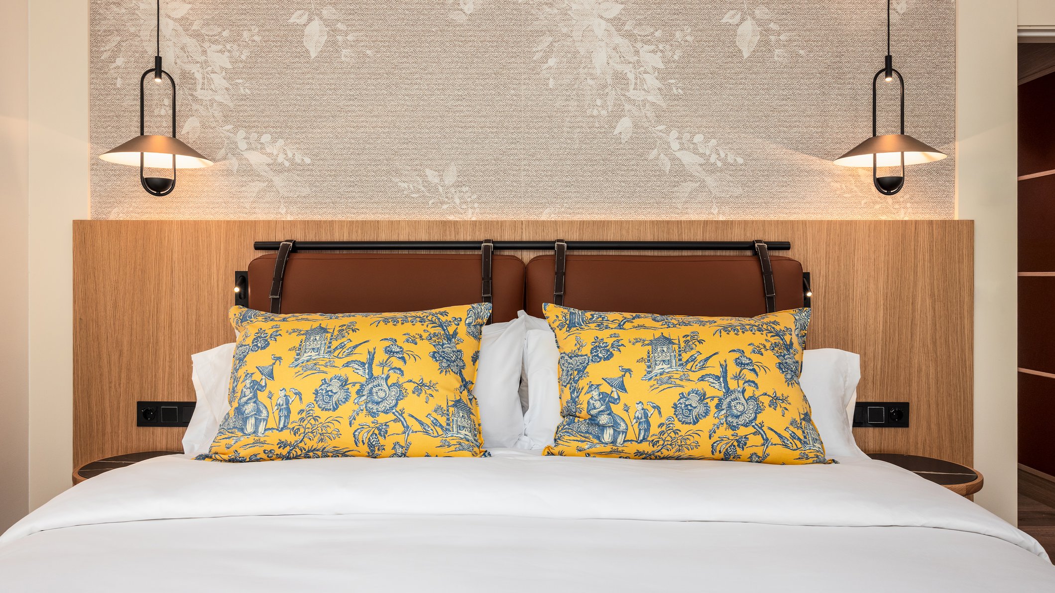 Vignette Collection CASA DEL COMPOSITOR by IHG Room Type - 1 King Deluxe Balcony