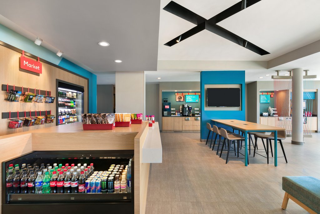 avid hotel BELLEFONTE by IHG, Centre