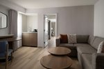 Concierge level, 1 Bedroom Suite, 1 King, Sofa bed