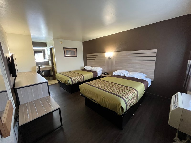 2 Full Beds Non-Smoking