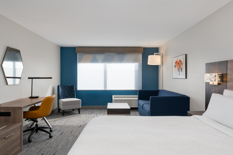 Holiday Inn Express and Suites Stevensville – Benton Harbor