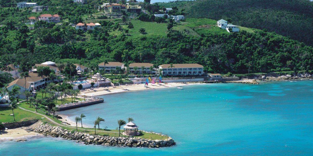 Blue Waters Hotel & Beach Resort