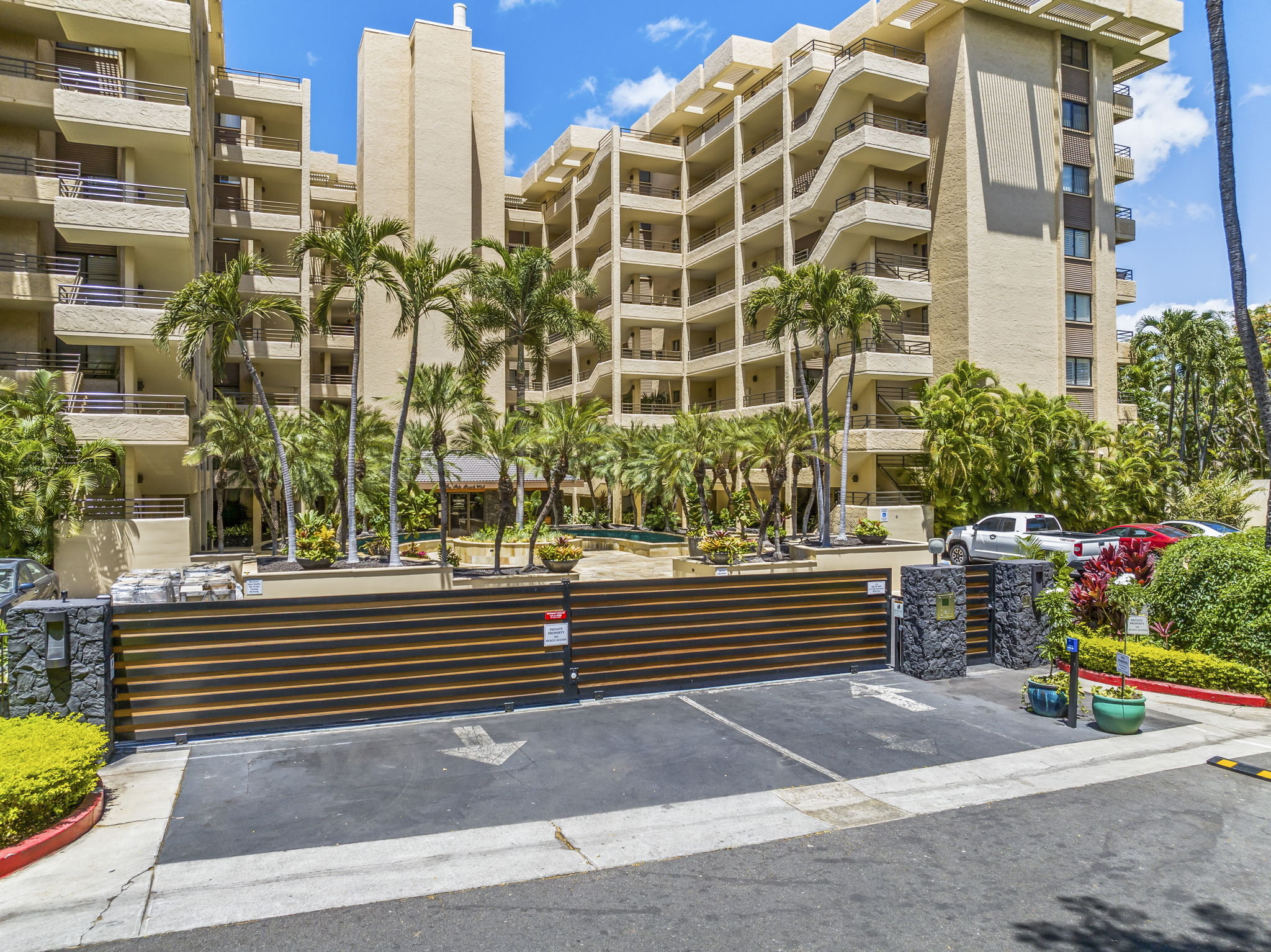 Polo Beach Club