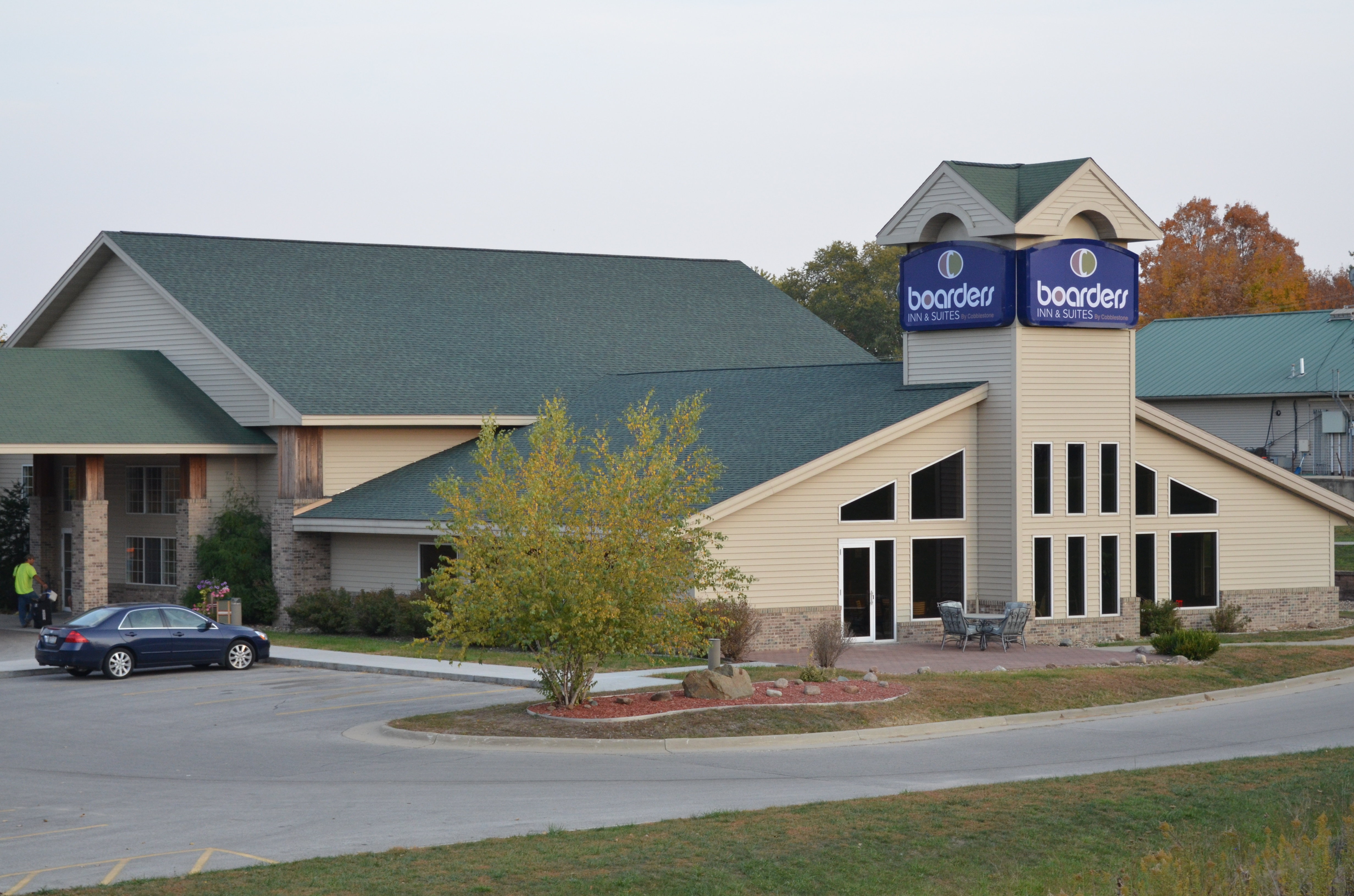 Boarders Inn & Suites by Cobblestone
