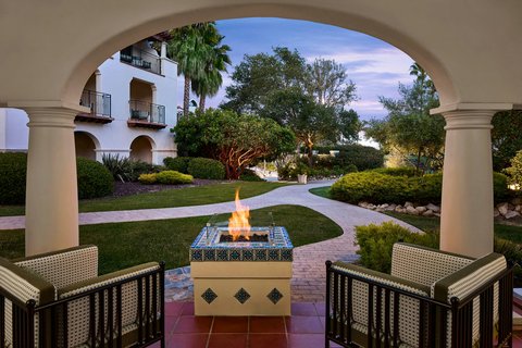 Fireside Garden Guest Room Patio
