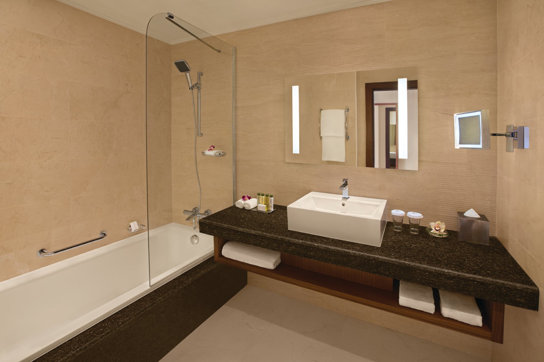 DoubleTree by Hilton Resort  & Spa Marjan Island Room Type - KING ROOM WITH ISLAND VIEW