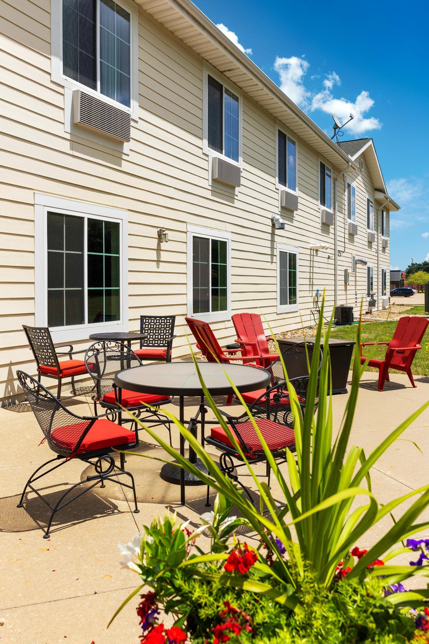 Cobblestone Hotel & Suites Knoxville
