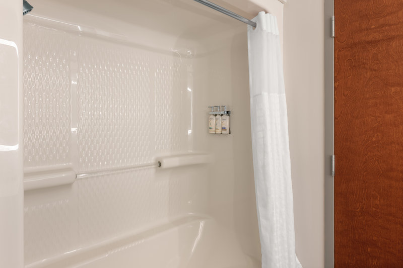 Holiday Inn Express and Suites Hawthorne – Elmsford North