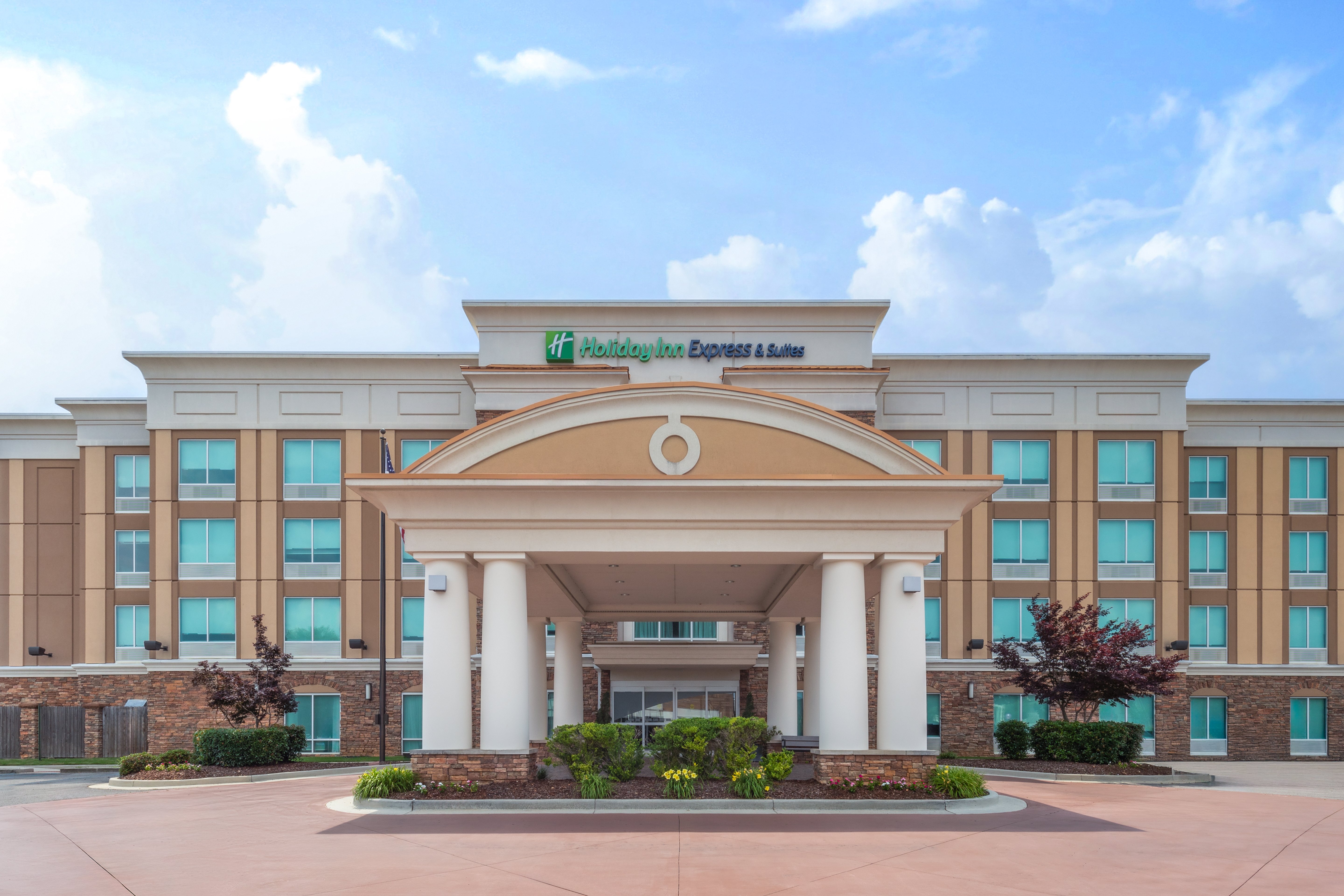 Holiday Inn Express & Stes Research Park