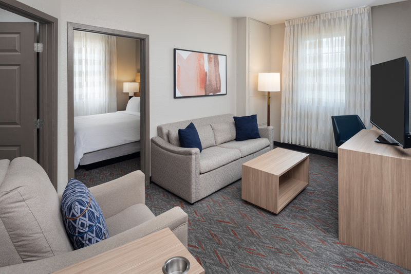 Candlewood Suites Miami – Doral