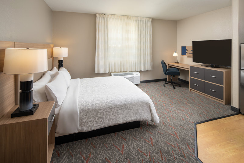 Candlewood Suites Miami Lakes
