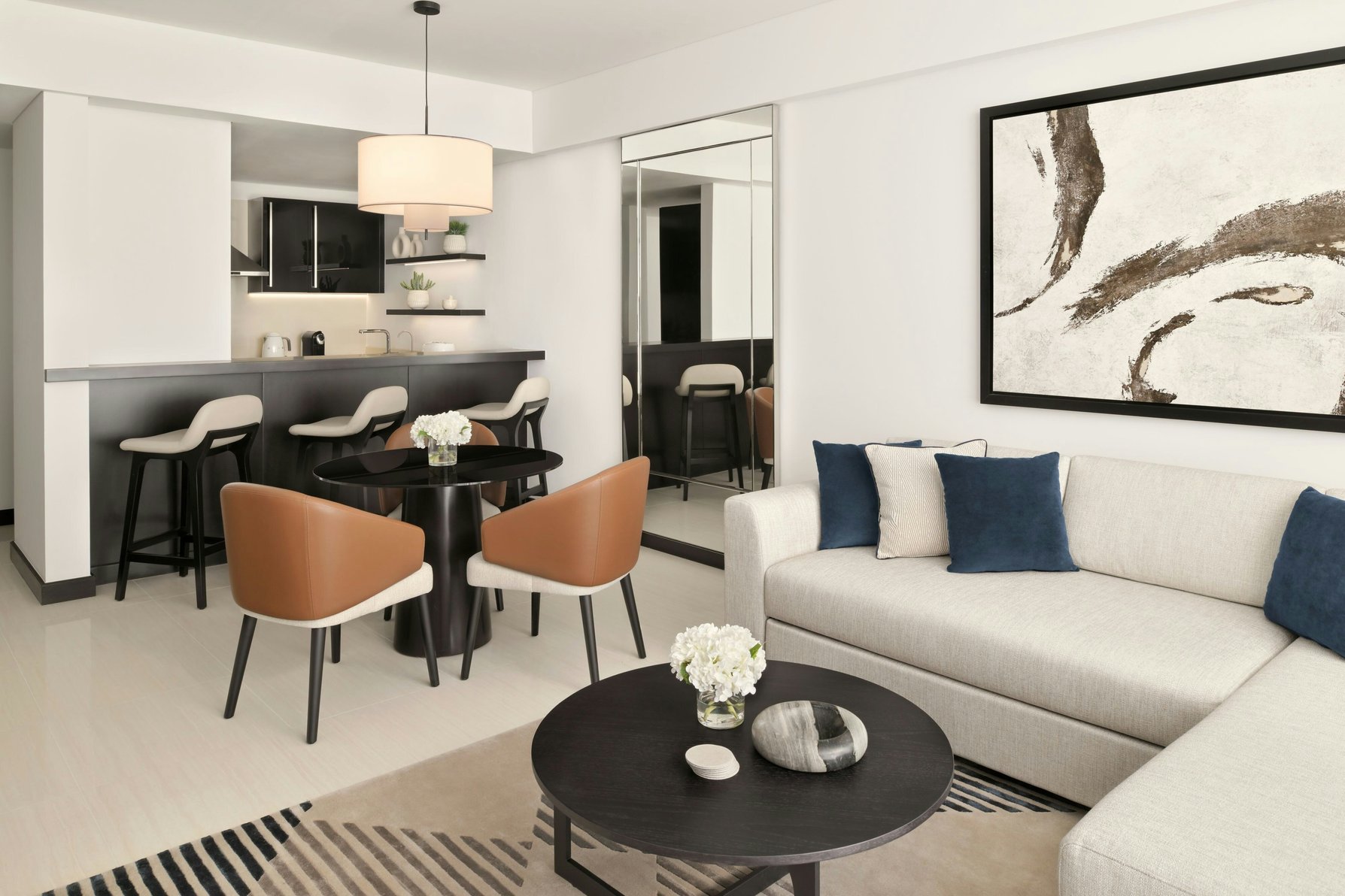 Sheraton Grand Hotel, Dubai Room Type - 1 Bedroom Apartment, 1 King, Sofa bed