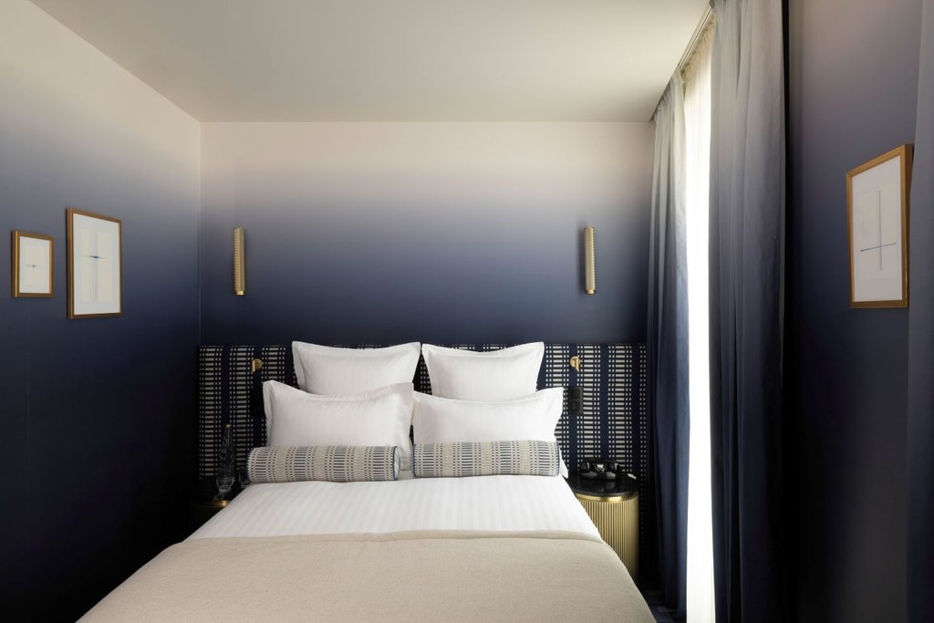 Guest photo
