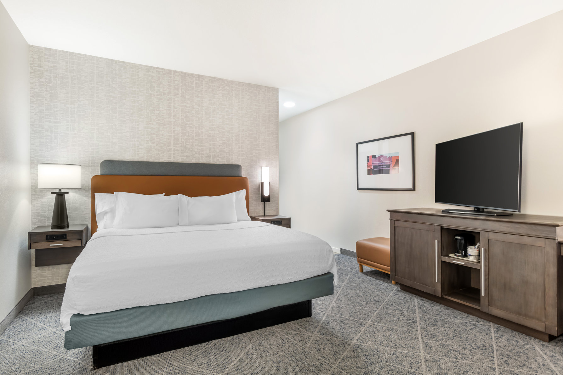 Hampton Inn by Hilton Eufaula Room Type - 1 KING FRIDGE NS
